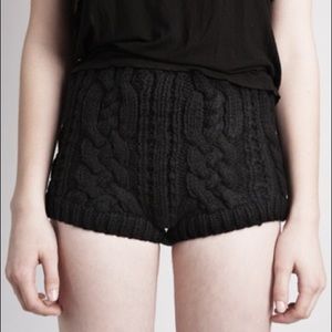 KROCHET KIDS Cable knit sweater shorts.New w tags
