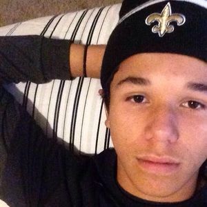 Meet your Posher, Elijah