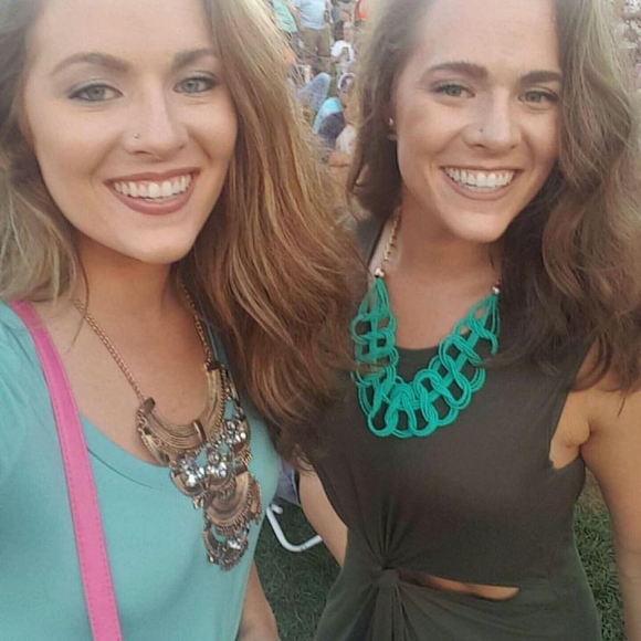 Meet your Posher, Taylor