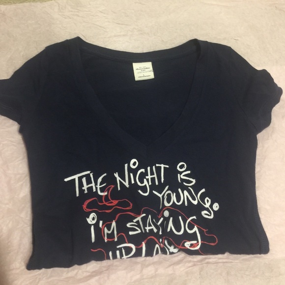Abercrombie navy v neck