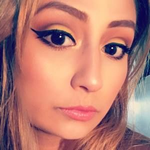 Meet your Posher, Joana