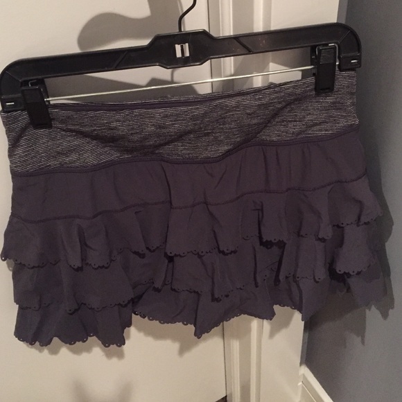 Lululemon running skirt.