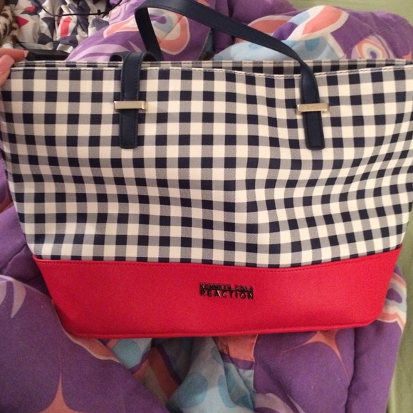 Kenneth Cole reaction purse