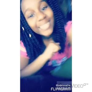 Meet your Posher, Minna