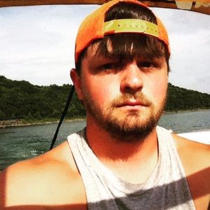 Meet your Posher, Dustin