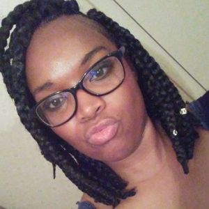 Meet your Posher, Shenicka