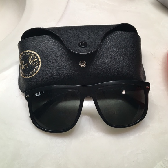 Authentic RB4147 polarized RayBan black sunglasses