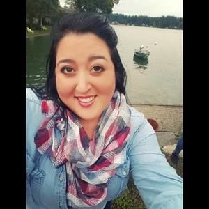 Meet your Posher, Carli