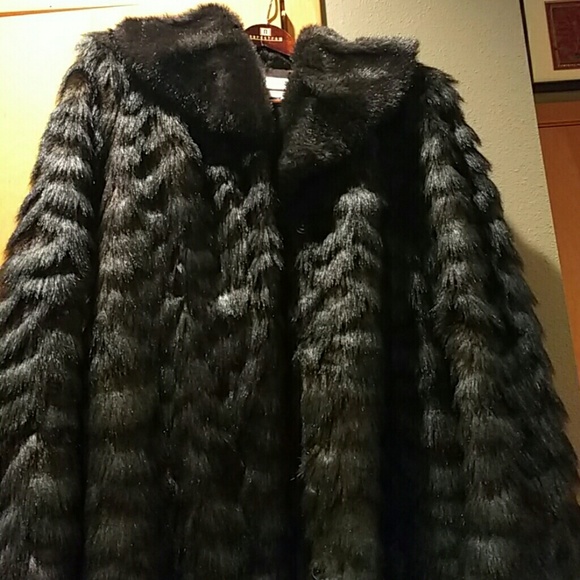 Laundry Faux Fur Coat - Picture 3 of 3