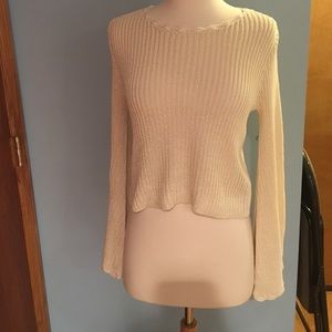 NWT FOREVER 21 CROPPED WHITE BELL SLEEVE SWEATER