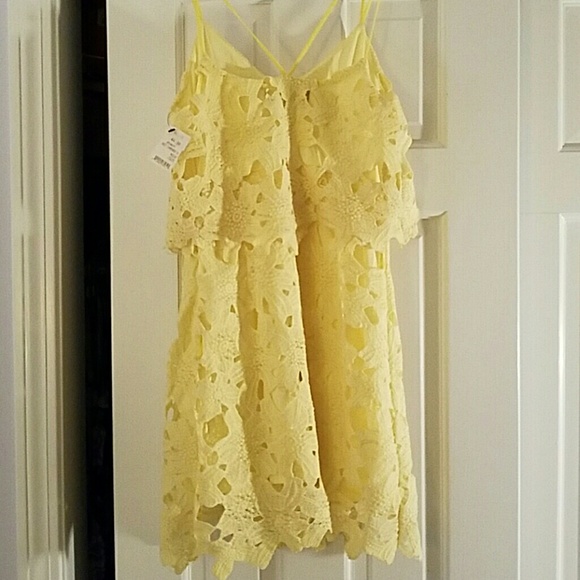 Akira Sweet Surrender dress - Picture 3 of 3