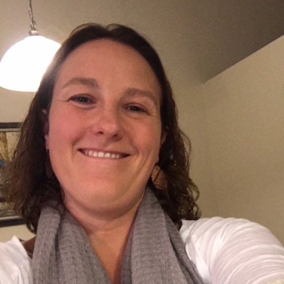 Meet your Posher, Kim