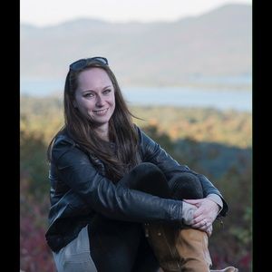 Meet your Posher, Monika