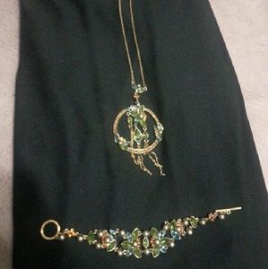 Necklace and bracelet