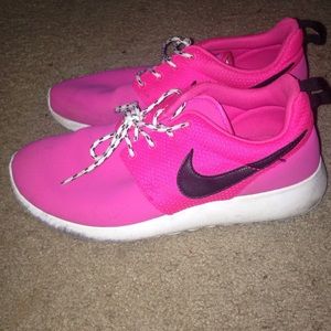 Nike Roshes