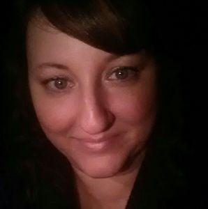 Meet your Posher, Leslie