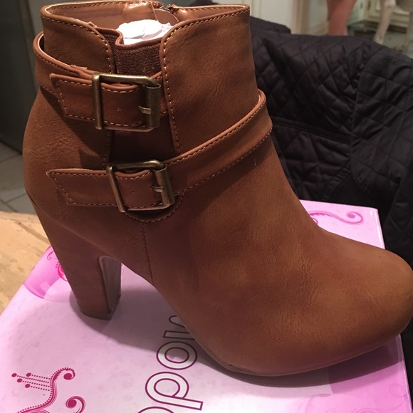 Top Moda Tan Buckle Booties