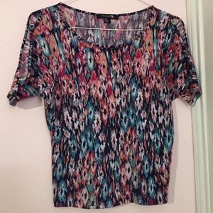 Multicolored 3/4 medium top