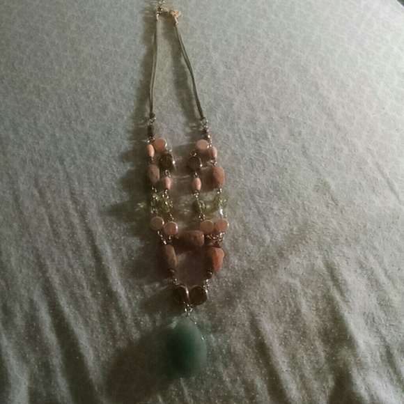 Lia Sophia Statement Necklace - Picture 2 of 4