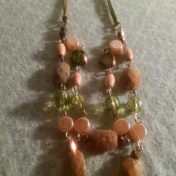 Lia Sophia Statement Necklace - Picture 3 of 4