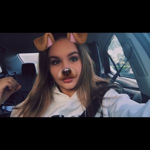 Meet your Posher, Ana