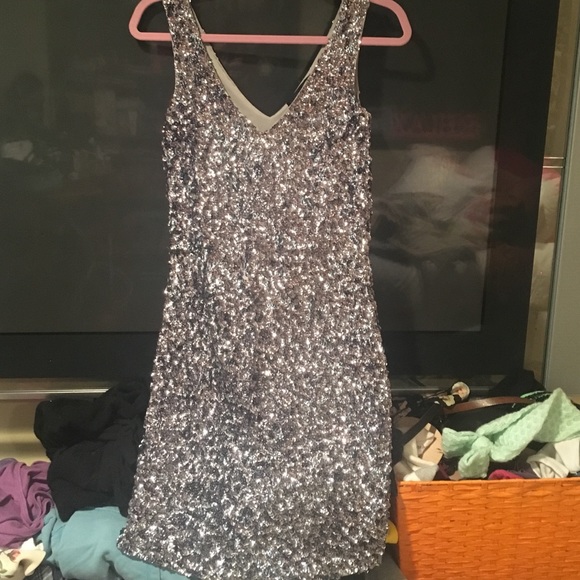 Amazing fitting sequined dress
