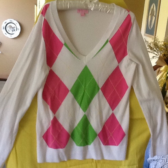 Lilly Pulitzer sweat shirt.