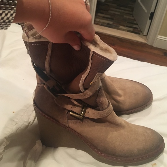 Never worn. Real fur boots
