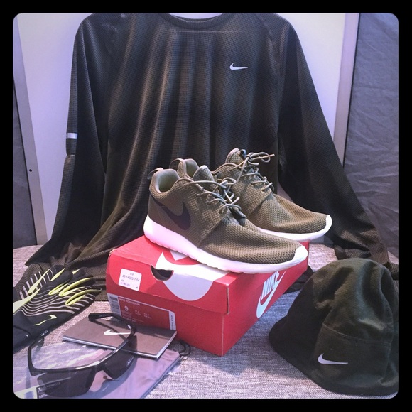 Nike Rosherun 1 - limited release - Iguana