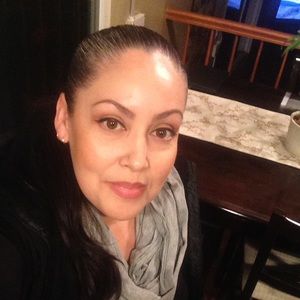 Meet your Posher, Delia