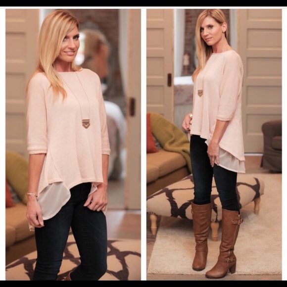 NWOT light weight top - Picture 1 of 2