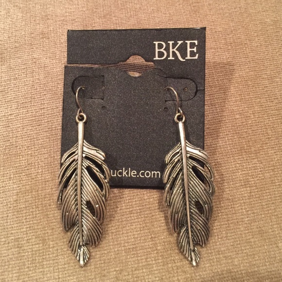 Buckle Jewelry - Buckle feather earrings