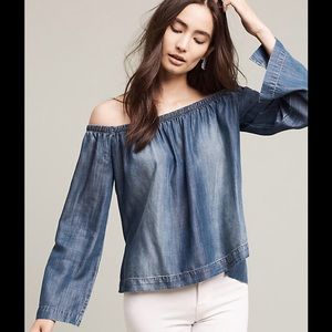 Anthropologist Cold shoulder denim top, M