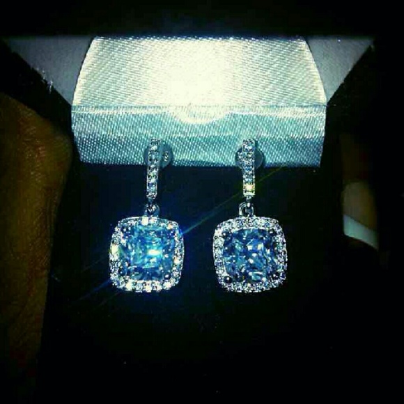 2.00ctw princess cut natural diamond earrings