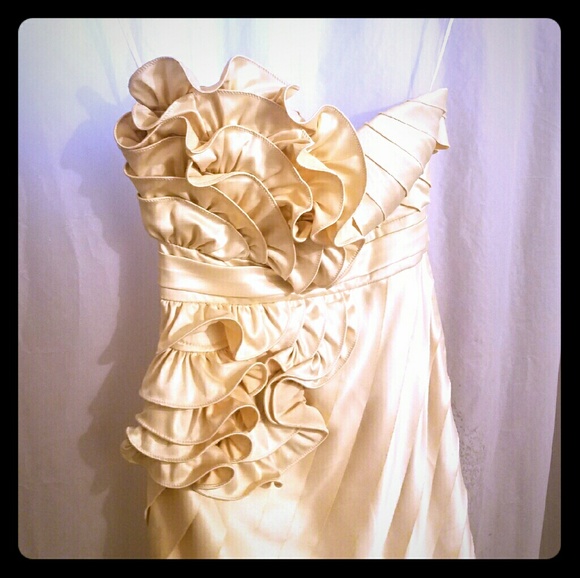 Body con Whipped Butter Dress