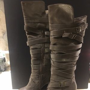 Multi strap boots