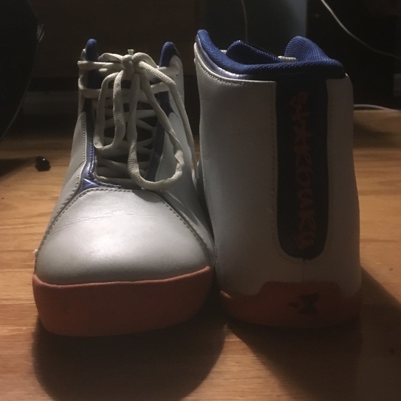 Starburrys basketball shoes size 6.5