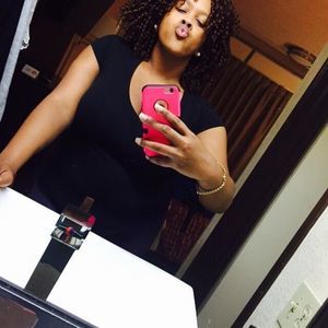 Meet your Posher, Jasmine