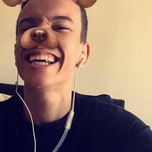 Meet your Posher, Vinicius