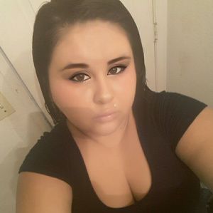 Meet your Posher, Esperanza