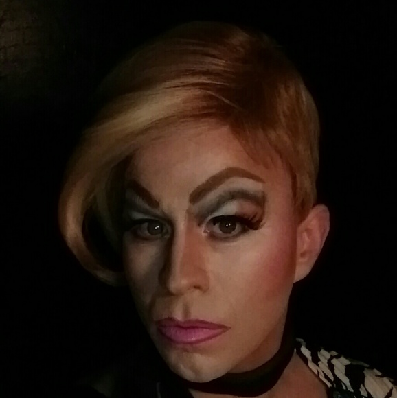 Meet your Posher, Jacky - Picture 2 of 2