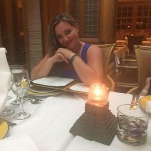 Meet your Posher, Iana