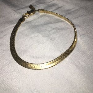 gold bracelet