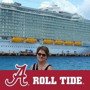 Meet your Posher, Juanita