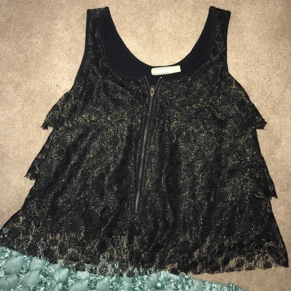 Pins and Needles size medium top - Picture 1 of 2