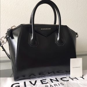 GIVENCHY Antigona - Medium