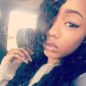 Meet your Posher, Imani