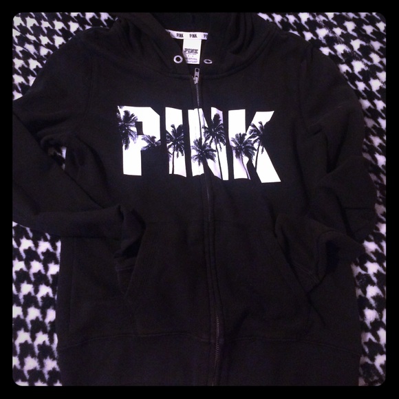 Super cute Black zip up Pink Hoodie! 💕💋💕