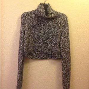 H&M new with tags marbled knit turtle neck