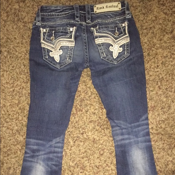 Super cute Rock revival jeans‼️✨💕
